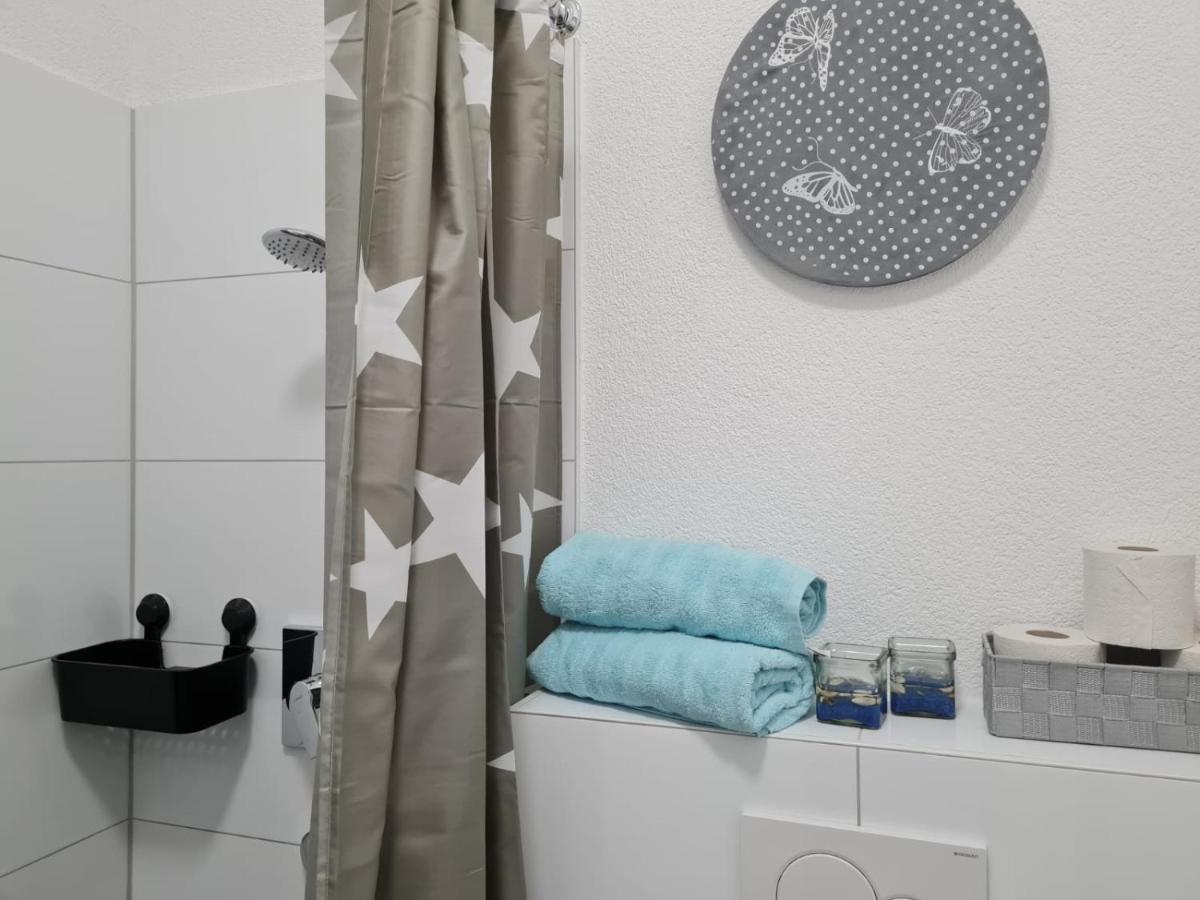 Pension Am Rathaus, 24H Check-In Mundelsheim Ngoại thất bức ảnh